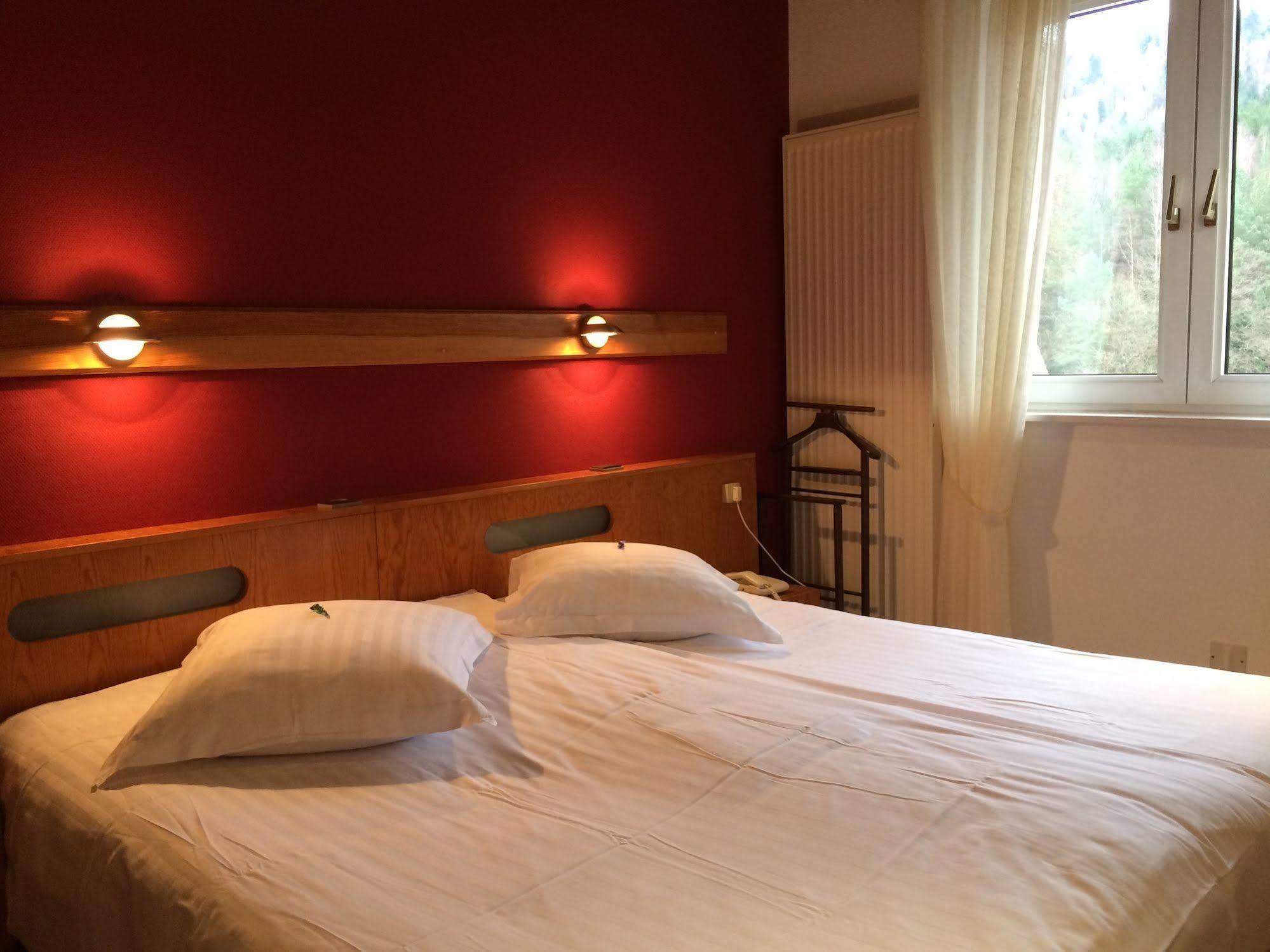 Auberge D'Imsthal La Petite-Pierre Esterno foto